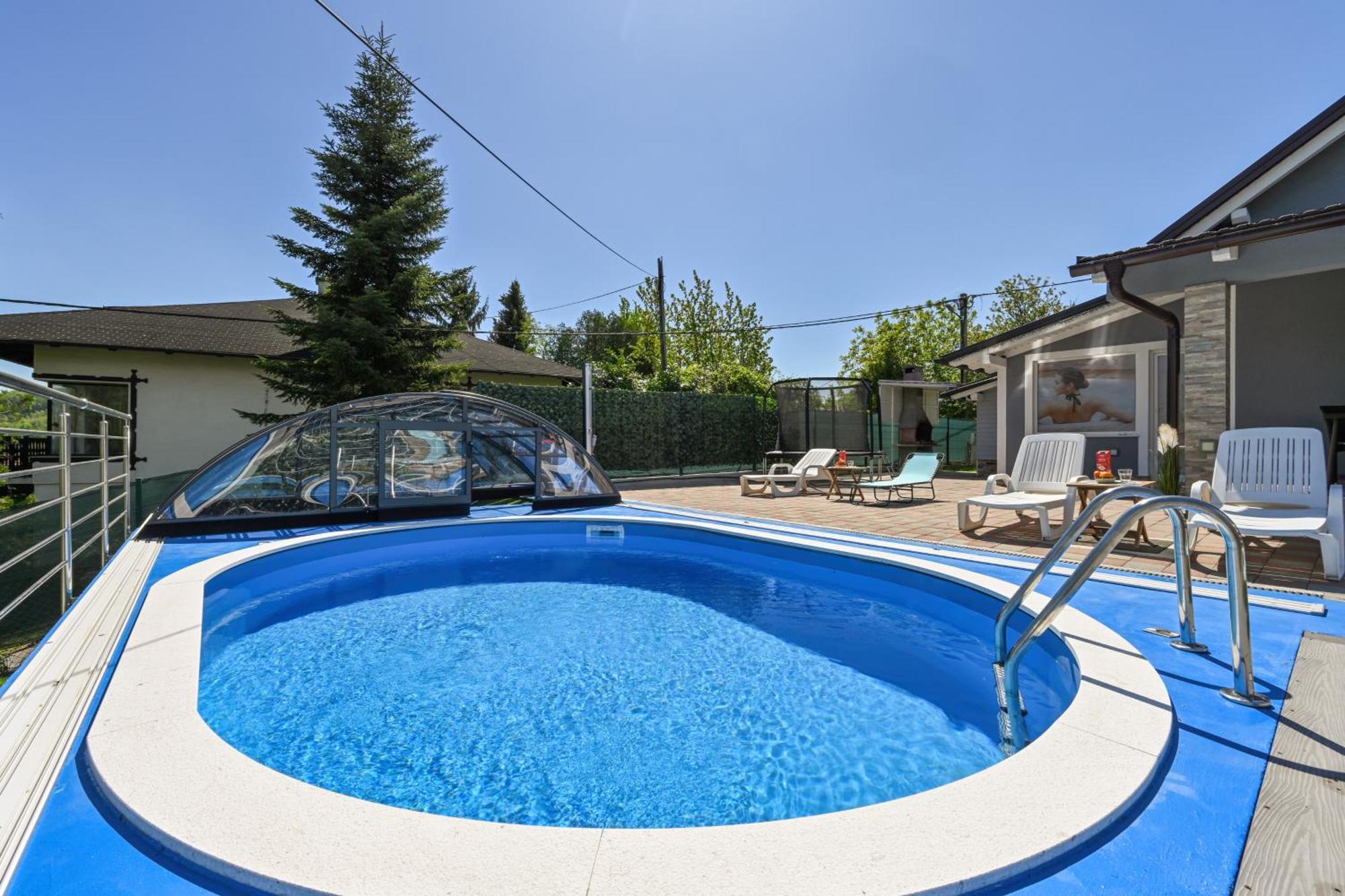 Cvetkova Hiza Sa Jacuzzijem Villa Tuheljske Toplice Bagian luar foto